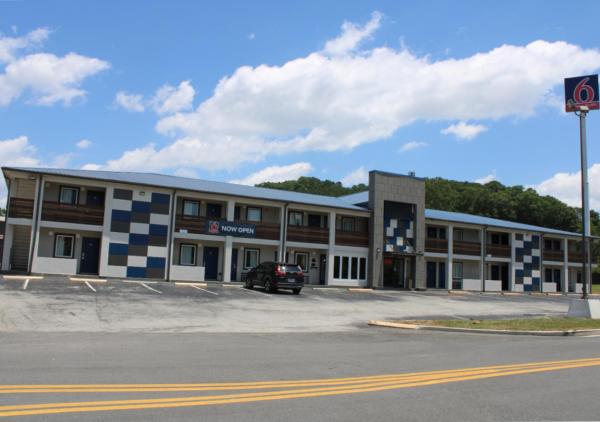 På bildet vises objektet Studio 6 Suites Chattanooga TN Lookout Mtn. som ligger i byen Chattanooga.