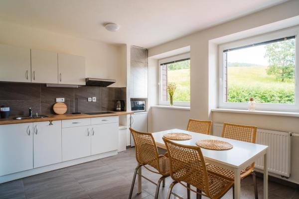 Auf dem Foto ist das Objekt Apartmány Špička - Stříbrnice u sjezdovky in der Stadt Staré Město zu sehen.