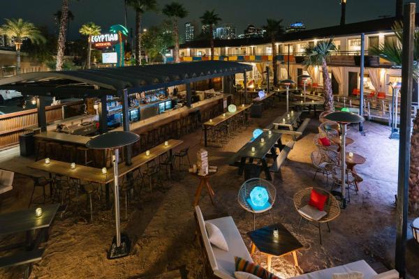 A la foto es mostra l'objecte Egyptian Motor Hotel BW Signature Collection situat a la ciutat de Phoenix.