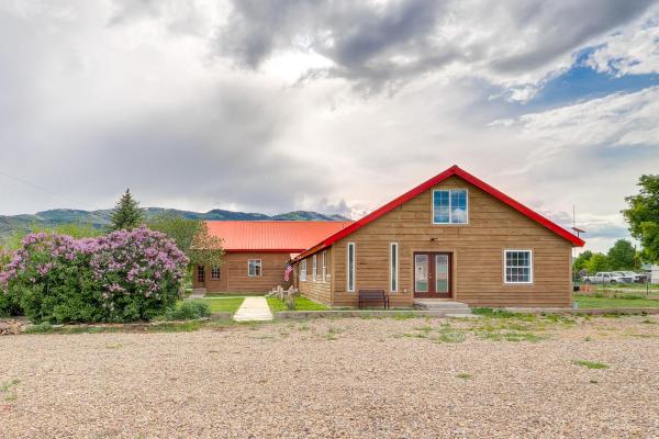 A la foto es mostra l'objecte Rural Mountain-View Home Near Hiking and Off-Roading situat a la ciutat de Talmage.
