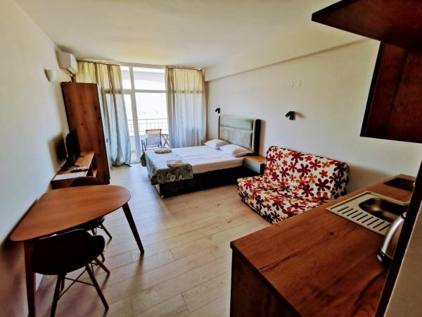 Na fotografii je vidět objekt Privately owned Studios Bora Bora nacházející se ve městě Nesebar.