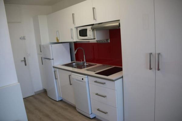 Foto 2: Studio 99, Héliopolis E au village naturiste