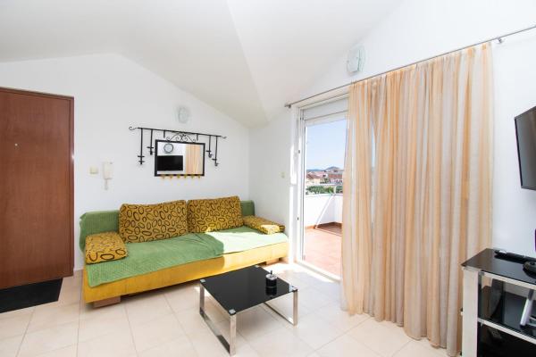 A la foto es mostra l'objecte Apartman Daniel situat a la ciutat de Vodice.