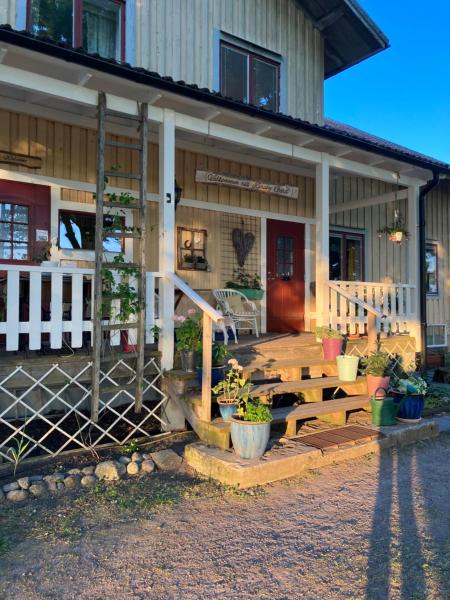 En la foto se muestra el objeto Karaby Gård, Country Living ubicado en la ciudad de Kristinehamn.