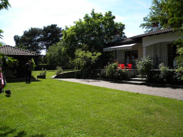 På bilden syns objektet Villa Daniela som ligger i staden Lesa.