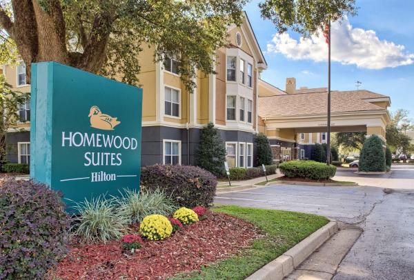 A la foto es mostra l'objecte Homewood Suites by Hilton Mobile Airport-University Area situat a la ciutat de Semmes.