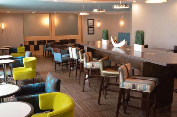 Na fotografii je vidět objekt Hampton Inn Perry nacházející se ve městě Perry.
