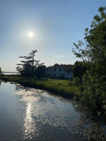 A la foto es mostra l'objecte Gîte marais poitevins le grand sablon ouest situat a la ciutat de Vix.