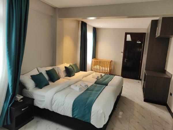 A la foto es mostra l'objecte Hotel Lourdes, Siaya situat a la ciutat de Siaya.