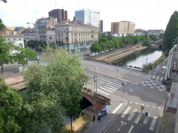På billedet ses objektet Grand appartement au coeur de Strasbourg beliggende i byen Strasbourg.
