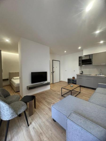 Angolo Toscano Apartment - Vlorë