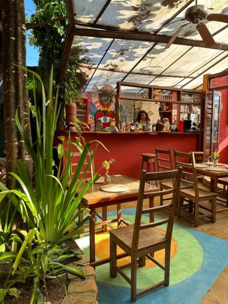 På bilden syns objektet Mais Que Nada Itacaré - Hostel, Bar & Breakfast som ligger i staden Itacaré.