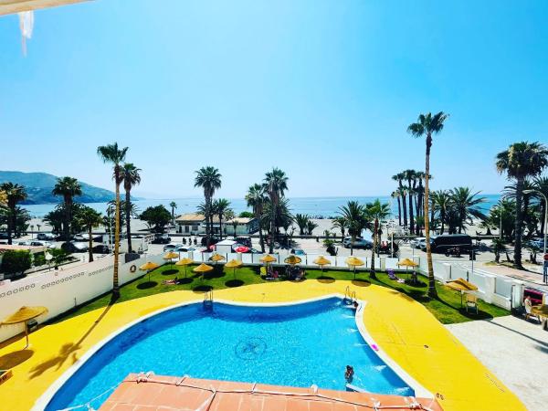A la foto es mostra l'objecte PLAYA Y PISCINA Velilla Park PONDOS situat a la ciutat de Almuñécar.