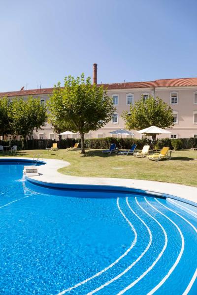 Na zdjęciu widoczny jest obiekt Hotel Termas da Curia położony w mieście Curia.