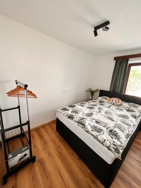 A la foto es mostra l'objecte Perfekte Lage! Ganze Wohnung Burgblick Residenz situat a la ciutat de Kraig.
