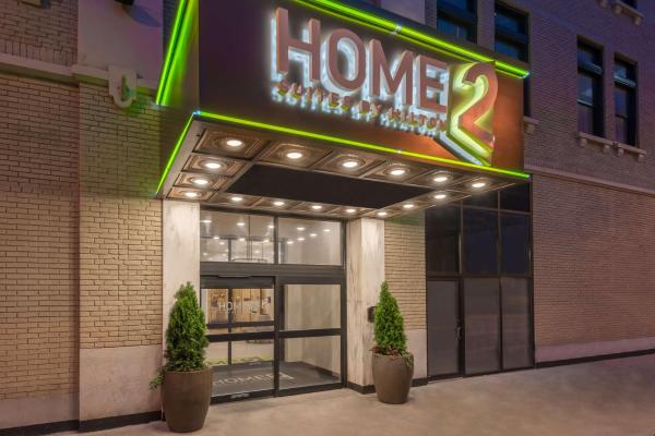 På billedet ses objektet Home2 Suites by Hilton Atlanta Downtown beliggende i byen Atlanta.