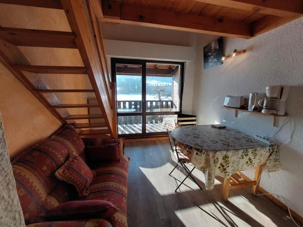 A la foto es mostra l'objecte Charmant appartement avec balcon exposé sud, à 450m du centre et des pistes de fond – Autrans. - FR-1-737-56 situat a la ciutat de Autrans.