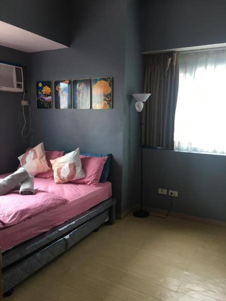 Yhden makuuhuoneen huoneisto — 43 m² - Simple & Cozy 1 Bedroom US Embassy, Roxas Blvd, Ermita, Manila