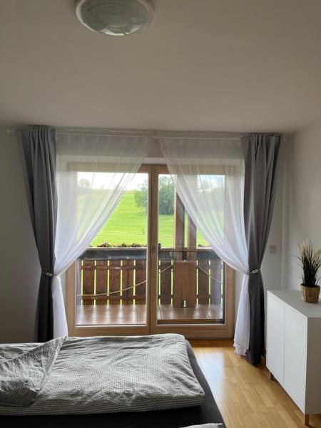 A la foto es mostra l'objecte Ferienwohnung Sonnenstrahl situat a la ciutat de Irsee.