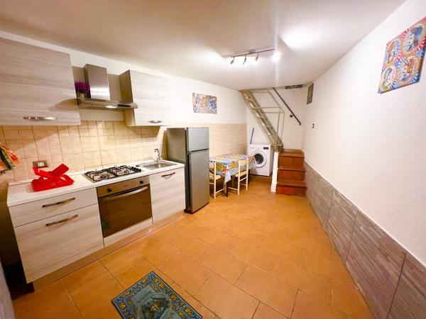 A la foto es mostra l'objecte Etnea house Catania center situat a la ciutat de Catània.