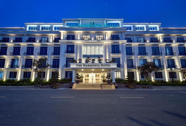 照片显示了位于An Tân市的The Harmonia物件。