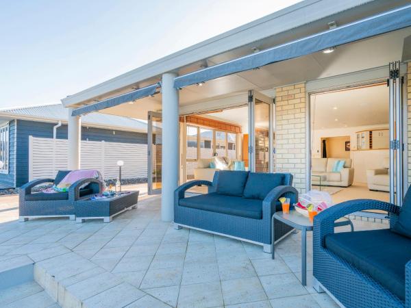Foto 7: Sunset View - Pauanui Waterfront Home