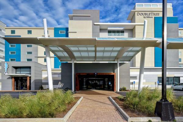 Zdjęcie 1: DoubleTree by Hilton Oceanfront Virginia Beach