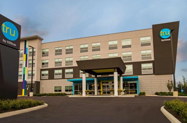 A la foto es mostra l'objecte Tru By Hilton Columbus Airport situat a la ciutat de Columbus.