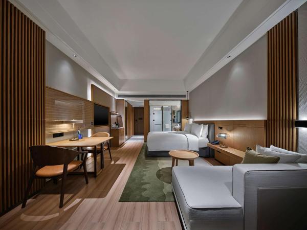 逸林客房大床 — 45 m² - 陵水希尔顿逸林温泉酒店