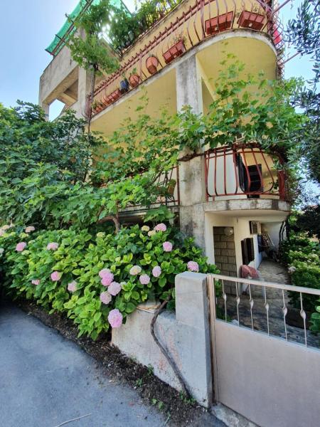 Apartment In Brodarica With Balcony, Air Conditioning, Wifi 5185-2 - Brodarica