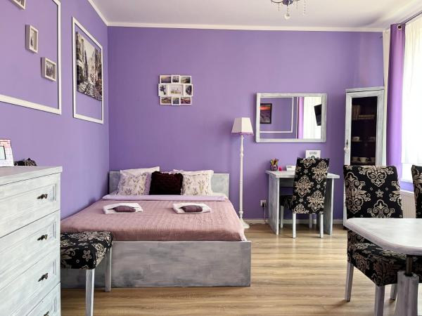 På billedet ses objektet Apartament Lawendowy beliggende i byen Wałbrzych.