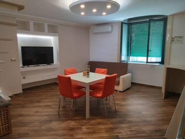 A la foto es mostra l'objecte Umberto 285 - Catania Centro situat a la ciutat de Catània.