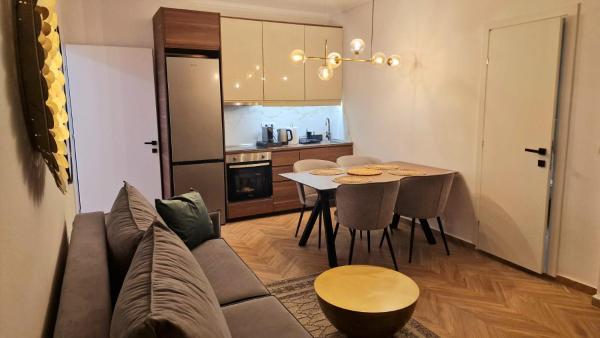 Na fotografii je vidět objekt Luxury apartments in DOWNTOWN of Perea nacházející se ve městě Perea.