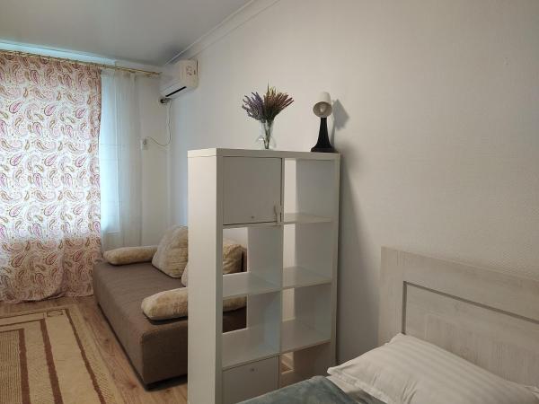 Foto 2: AURA on Manas avenue, 7