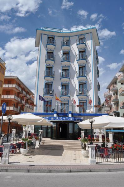 Nella foto è visibile l'oggetto Hotel Real situato nella città di Casa Bullo.