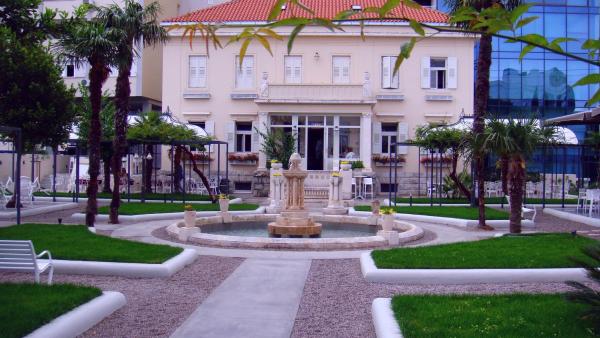 Kuvassa näkyy kohde Villa Toncic, joka sijaitsee kaupungissa Split.