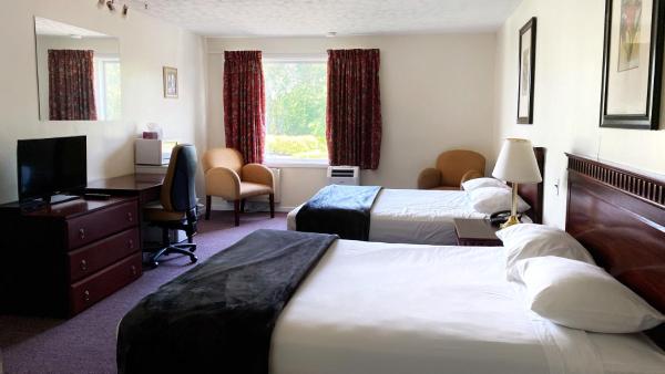 A la foto es mostra l'objecte The Fort Nashwaak Motel situat a la ciutat de Fredericton.