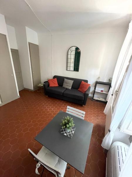 På billedet ses objektet Le Petit Pilat - Studio de charme en hyper centre avec climatisation beliggende i byen Avignon.