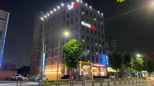 Nella foto è visibile l'oggetto Benikea Hotel Pohang situato nella città di Yŏnil.