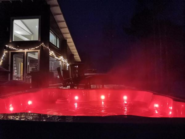 På billedet ses objektet Lakeside Cottages Jyväskylä beliggende i byen Kuusa.