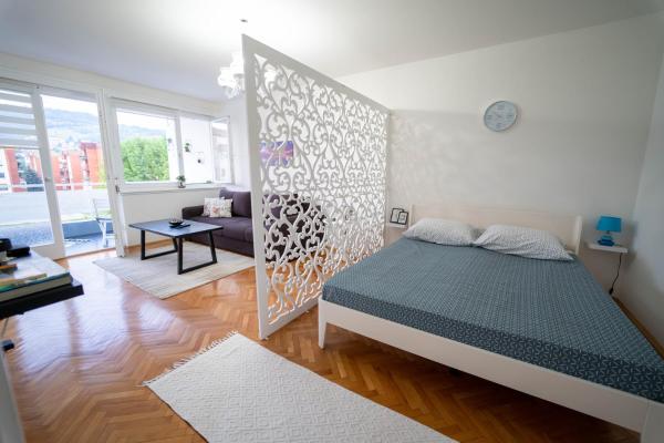 Na zdjęciu widoczny jest obiekt Park Apartment położony w mieście Visoko.