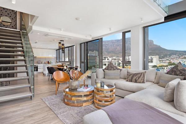 Bilde 8: 702 on Strand Cape Town - Panoramic Mountain Views