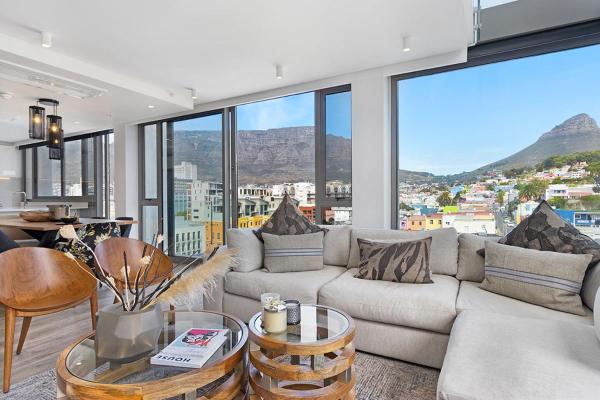 Bilde 1: 702 on Strand Cape Town - Panoramic Mountain Views