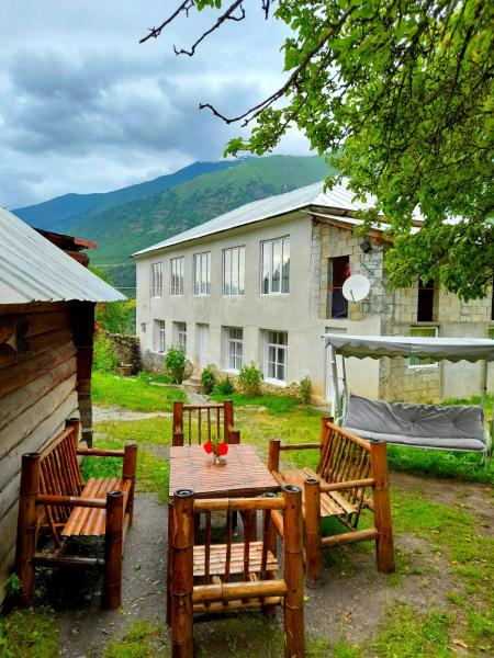 På billedet ses objektet Guesthouse of Irina beliggende i byen Chvabiani.