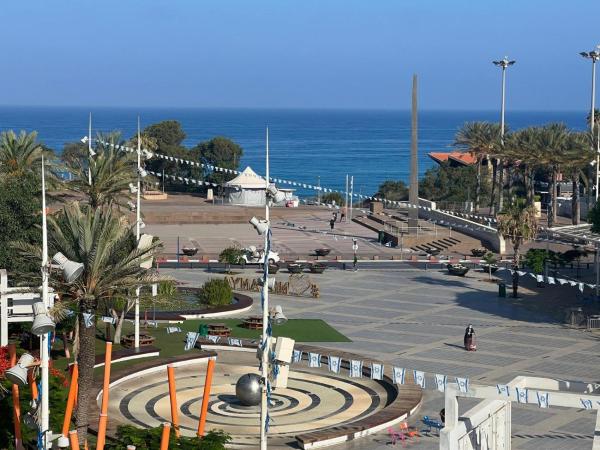 חוויה בכיכר, Netanya