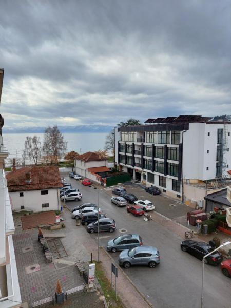 A la foto es mostra l'objecte Sofijana Two Bedrooms Apartment with Lake wiev situat a la ciutat de Ohrid.
