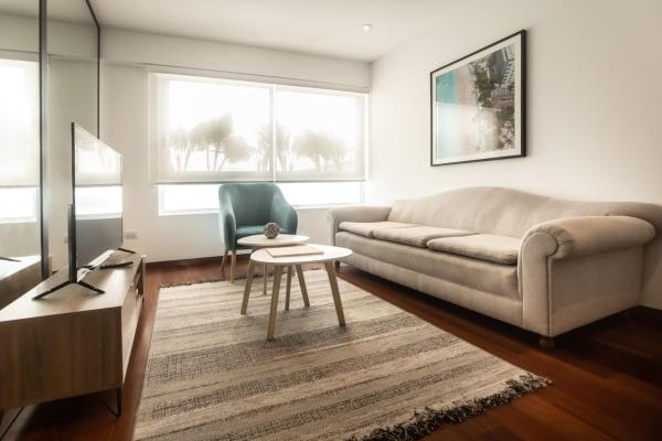 A la foto es mostra l'objecte Modern 2BR near Malecon in Miraflores situat a la ciutat de Lima.