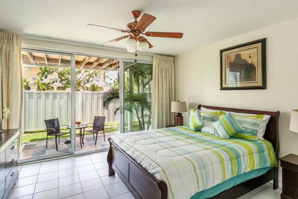 Beach Living at Island Pine Villas BLP, George Town