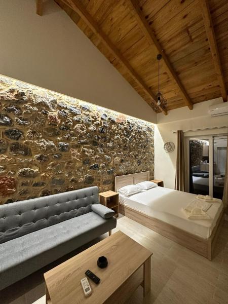 A la foto es mostra l'objecte Lithino Rooms Kalamata situat a la ciutat de Kalamata.
