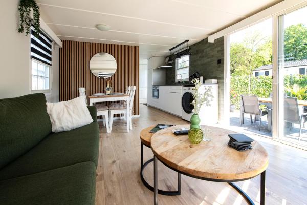 Zdjęcie 2: 68, Stijlvol & Rustig Tuinverblijf met Lounge & Airco! Nabij Efteling